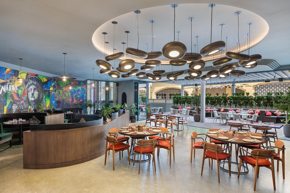 JA Ocean View Hotel, Jumeirah Beach Dubai — Restaurant in Dubai