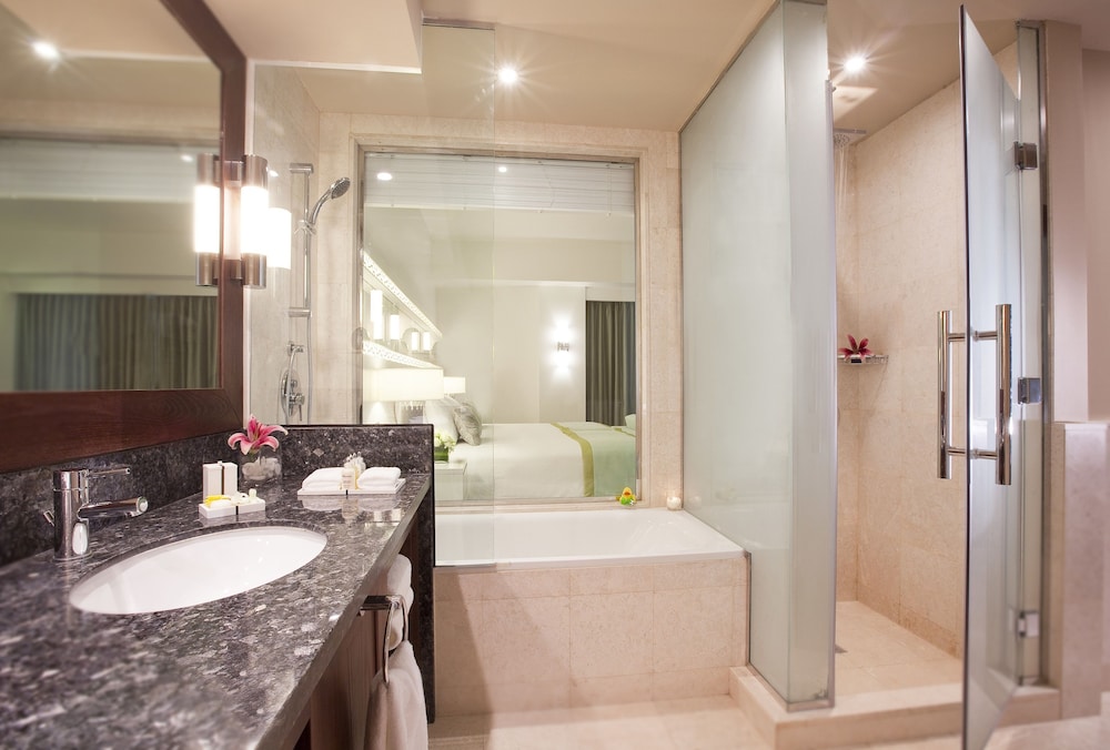 JA Ocean View Hotel, Jumeirah Beach Dubai — Rooms in Dubai