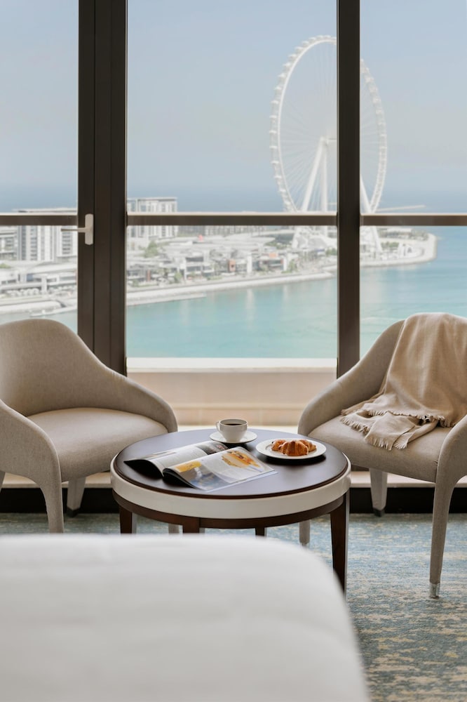 JA Ocean View Hotel, Jumeirah Beach Dubai — Rooms in Dubai