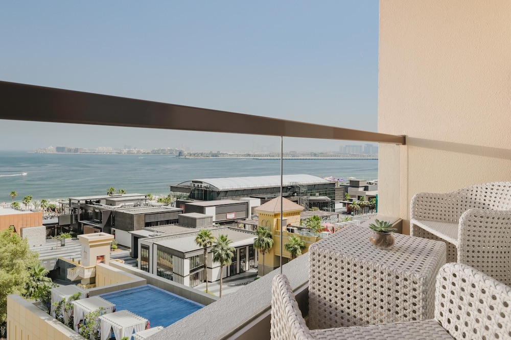 JA Ocean View Hotel, Jumeirah Beach Dubai — Rooms in Dubai