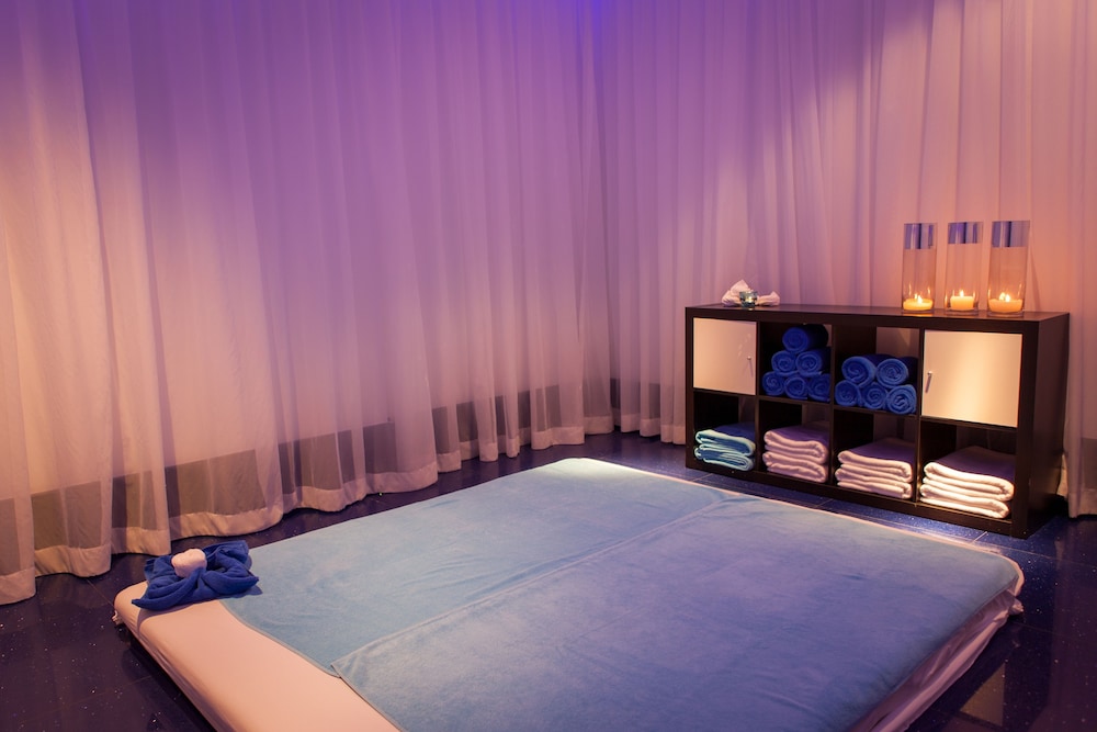 JA Ocean View Hotel, Jumeirah Beach Dubai — Facilities in Dubai