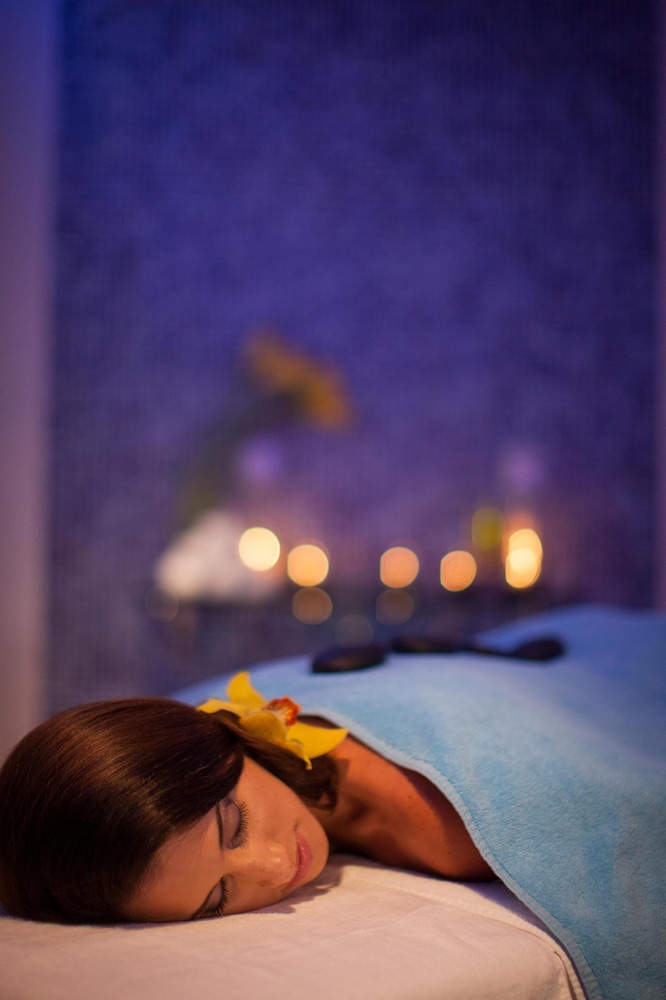 JA Ocean View Hotel, Jumeirah Beach Dubai — On-site activities in Dubai