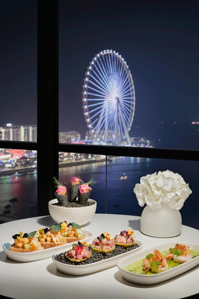 JA Ocean View Hotel, Jumeirah Beach Dubai — Shared spaces in Dubai