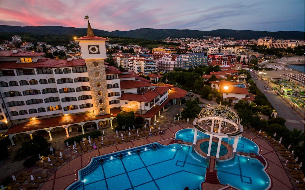 Helena Sands Hotel — Swimming pool in Sunny Beach, Burgas Region