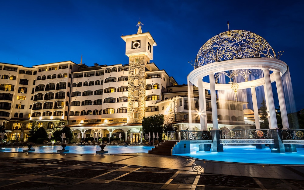 Helena Sands Hotel — Hotel building in Sunny Beach, Burgas Region