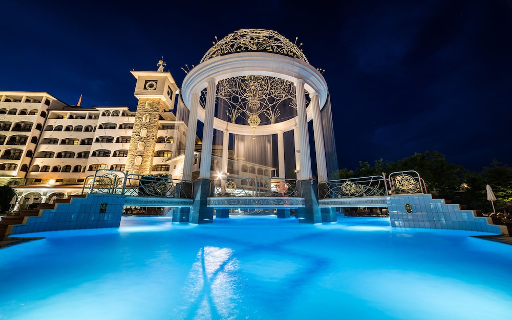 Helena Sands Hotel — Swimming pool in Sunny Beach, Burgas Region
