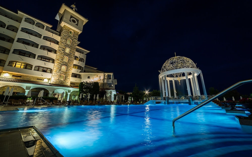 Helena Sands Hotel — Swimming pool in Sunny Beach, Burgas Region