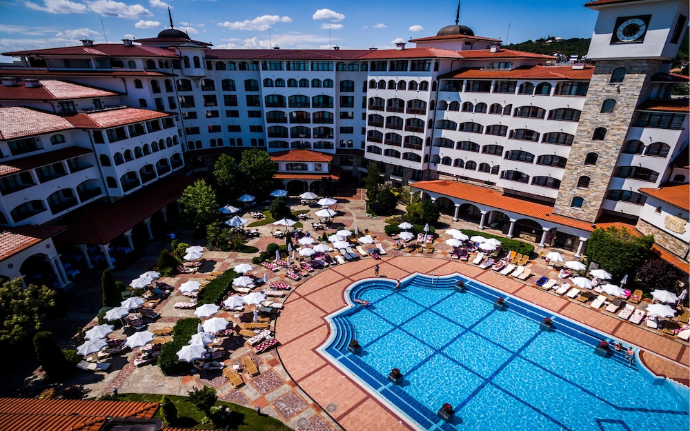 Helena Sands Hotel — Swimming pool in Sunny Beach, Burgas Region