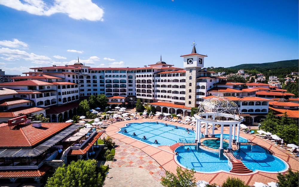 Helena Sands Hotel — Hotel building in Sunny Beach, Burgas Region