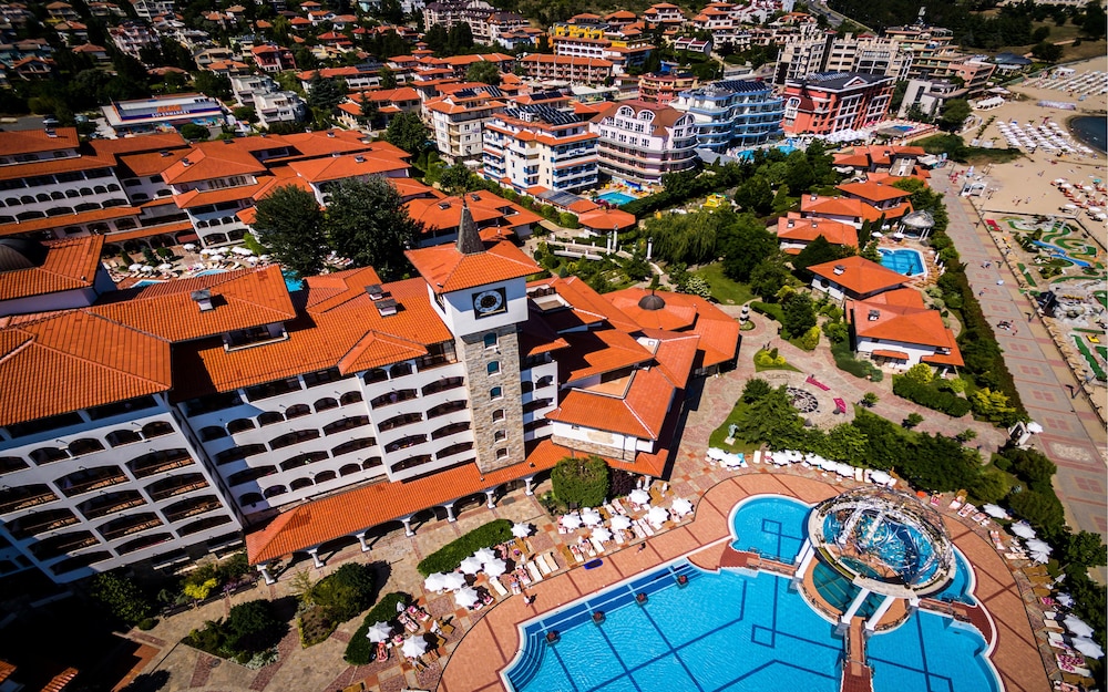 Helena Sands Hotel — Hotel building in Sunny Beach, Burgas Region