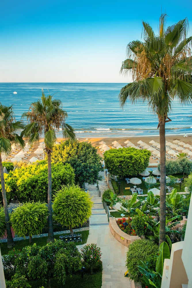 Melas Resort Hotel — Beach in Side