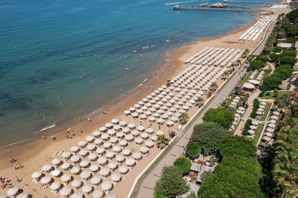 Melas Resort Hotel — Beach in Side