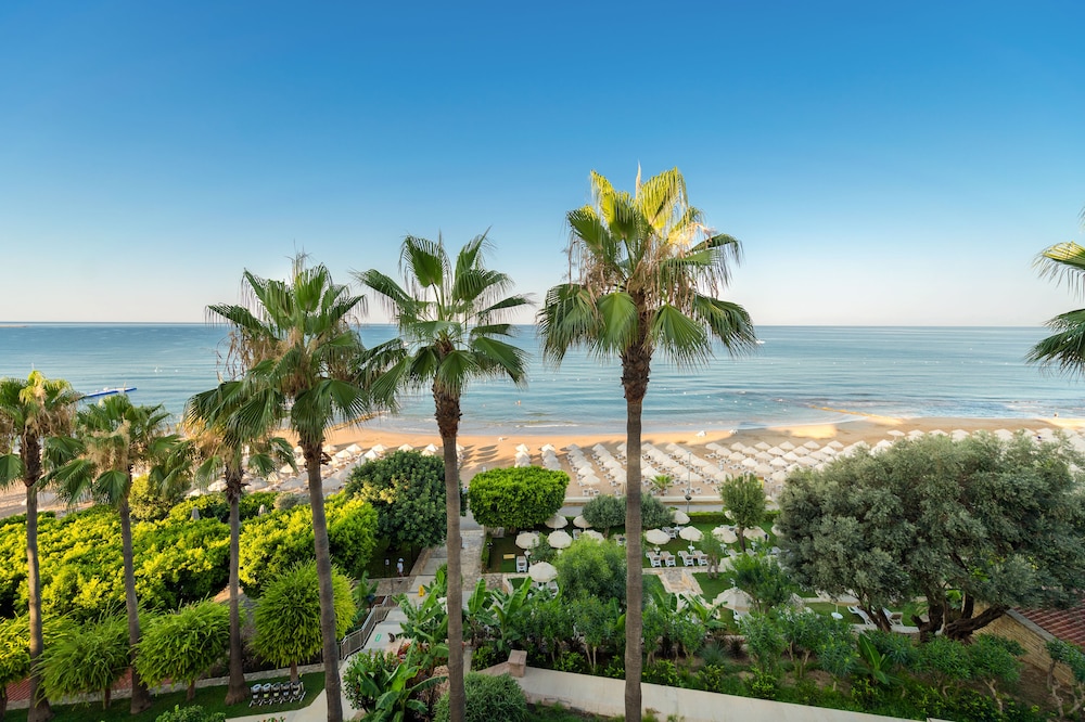Melas Resort Hotel — Beach in Side