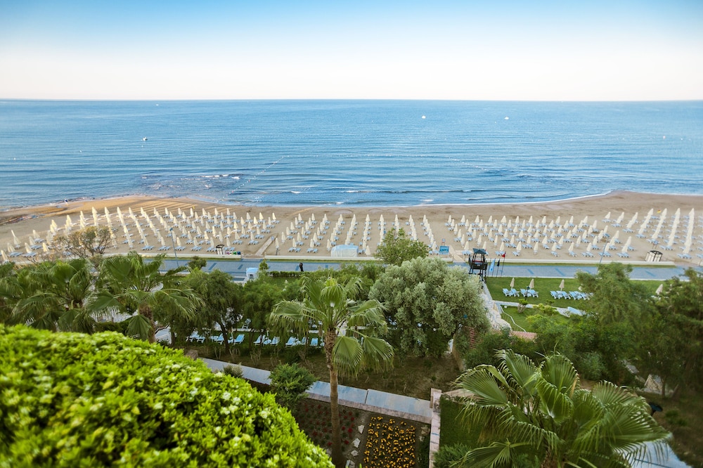 Melas Resort Hotel — Beach in Side