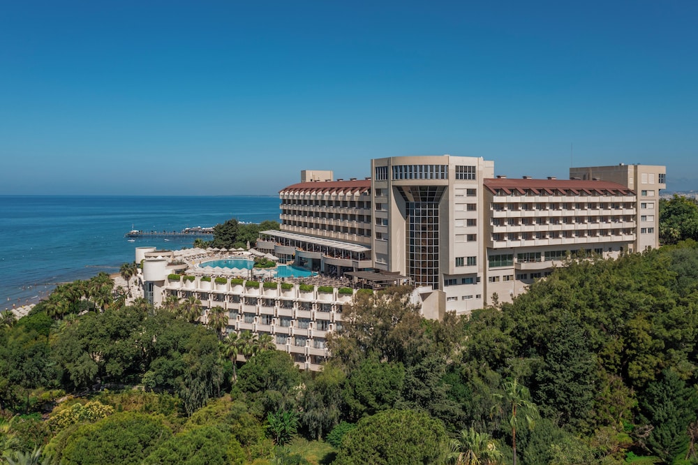 Melas Resort Hotel — Hotel building in Side