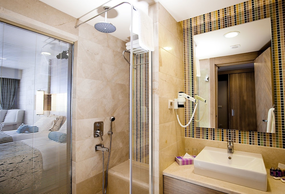 Melas Resort Hotel — Hotel rooms in Side