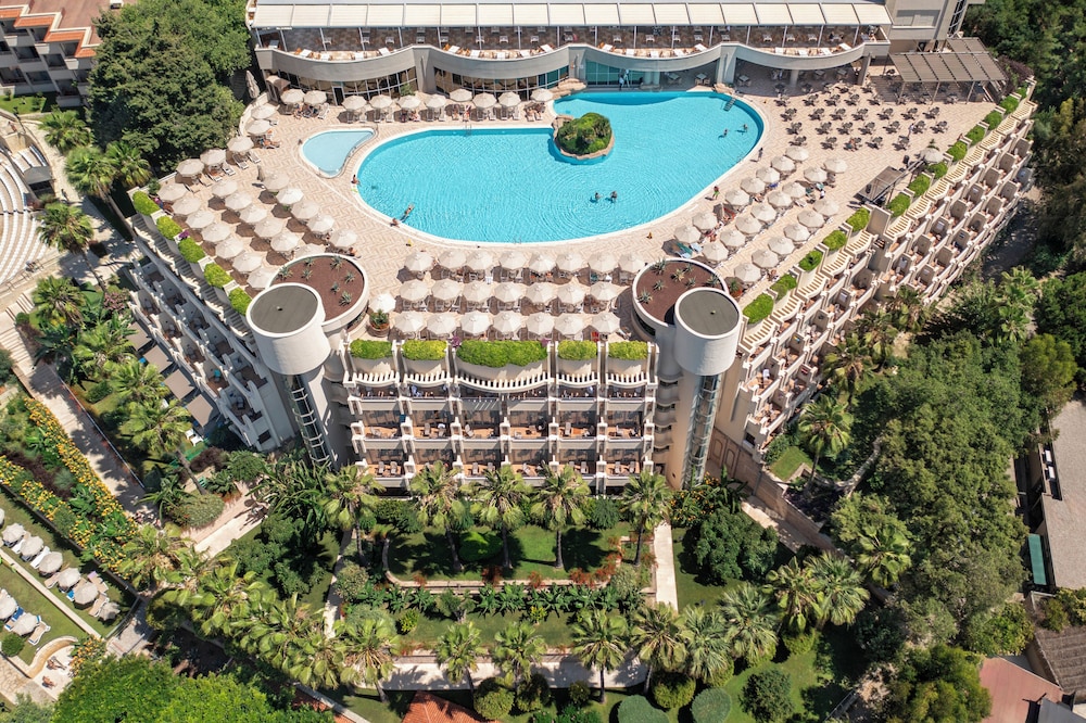 Melas Resort Hotel — Hotel building in Side