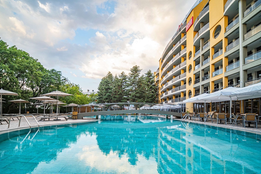 HVD Viva Club Hotel - Ultra All Inclusive — Main photo in Golden Sands, Varna Region