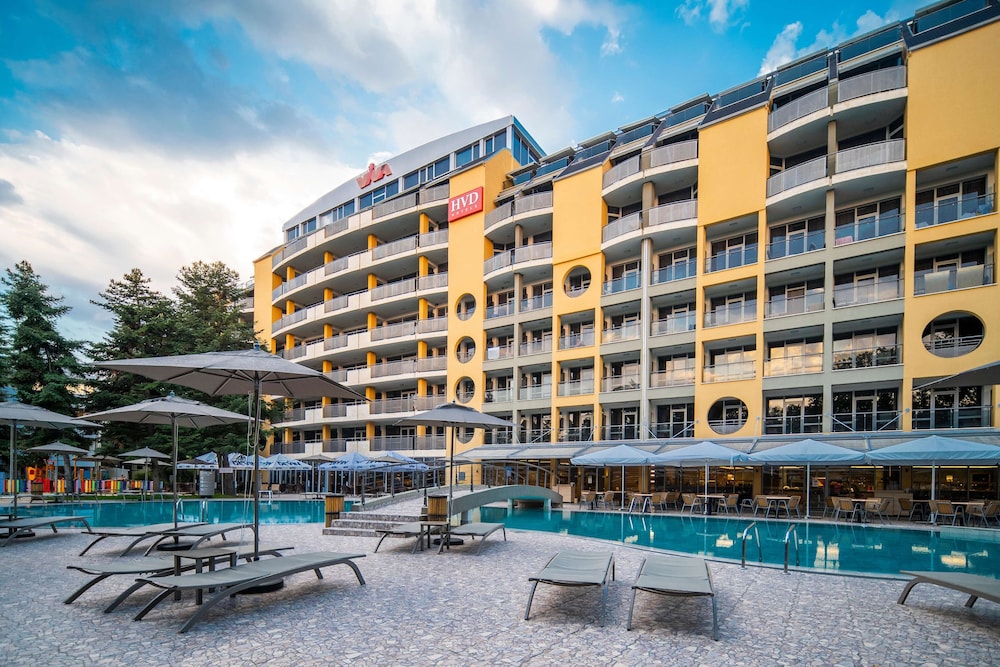 HVD Viva Club Hotel - Ultra All Inclusive — Hotel building in Golden Sands, Varna Region