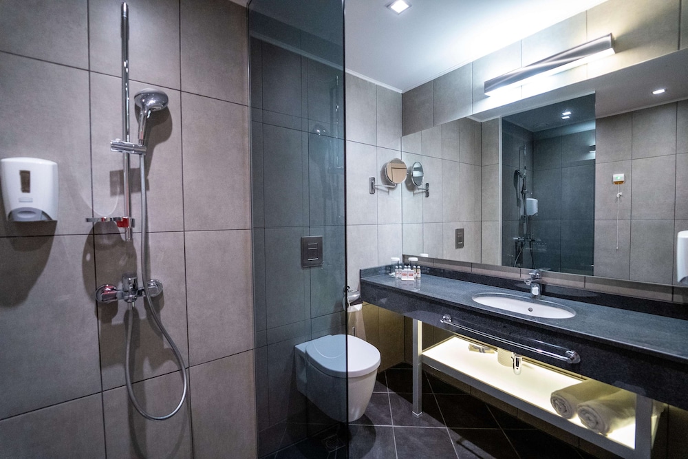 HVD Viva Club Hotel - Ultra All Inclusive — Hotel rooms in Golden Sands, Varna Region