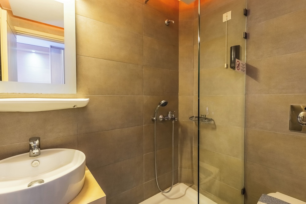 Pantheon Hotel — Hotel rooms in Rethymnon