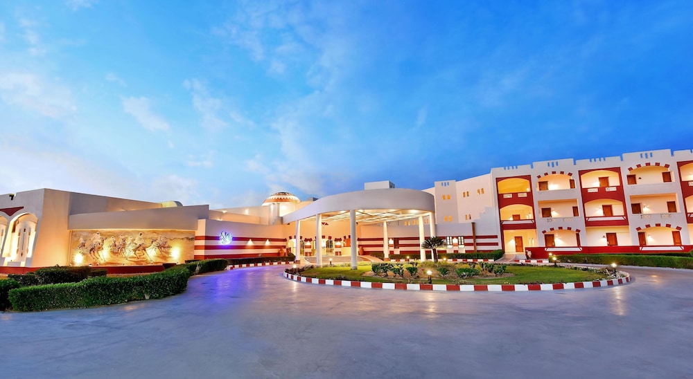 Bliss Nada Beach Resort — Hotel building in Marsa Alam, Red Sea