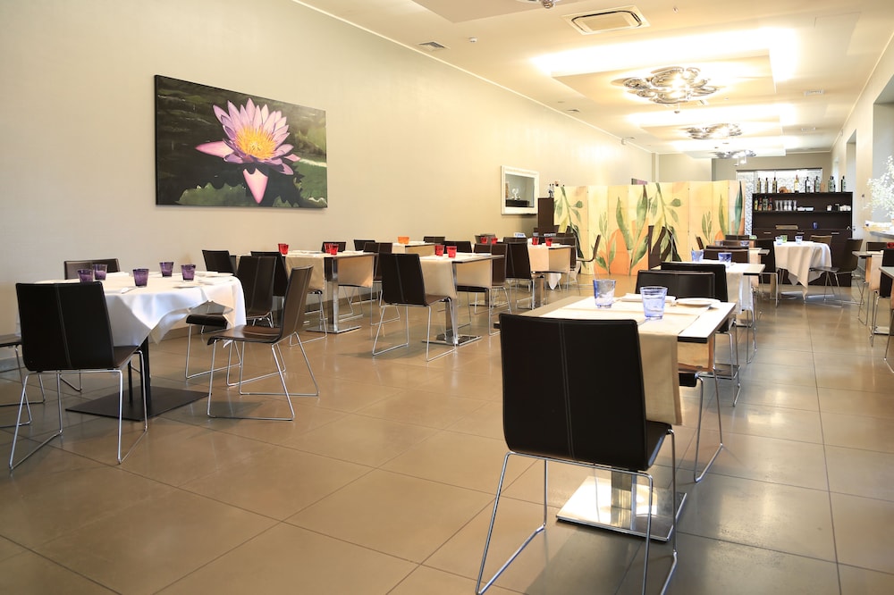 Klima Hotel Milano Fiere — Restaurant & bars in Milan, Lombardy