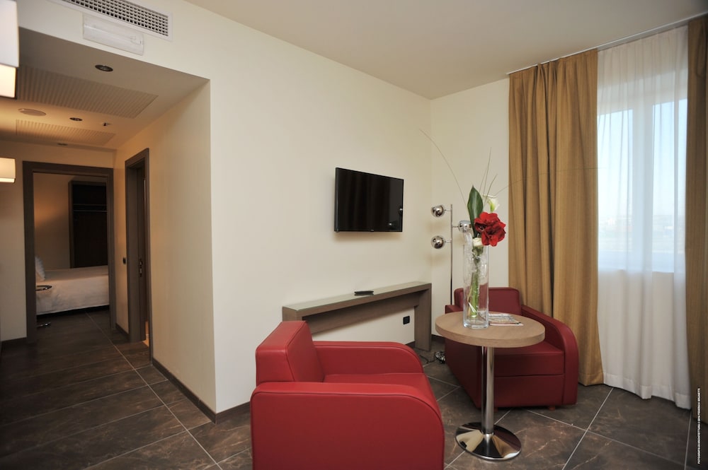 Klima Hotel Milano Fiere — Hotel rooms in Milan, Lombardy
