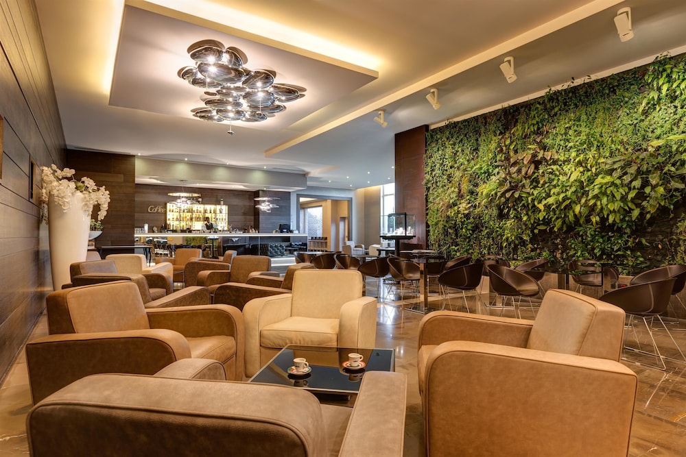 Klima Hotel Milano Fiere — Hotel building in Milan, Lombardy