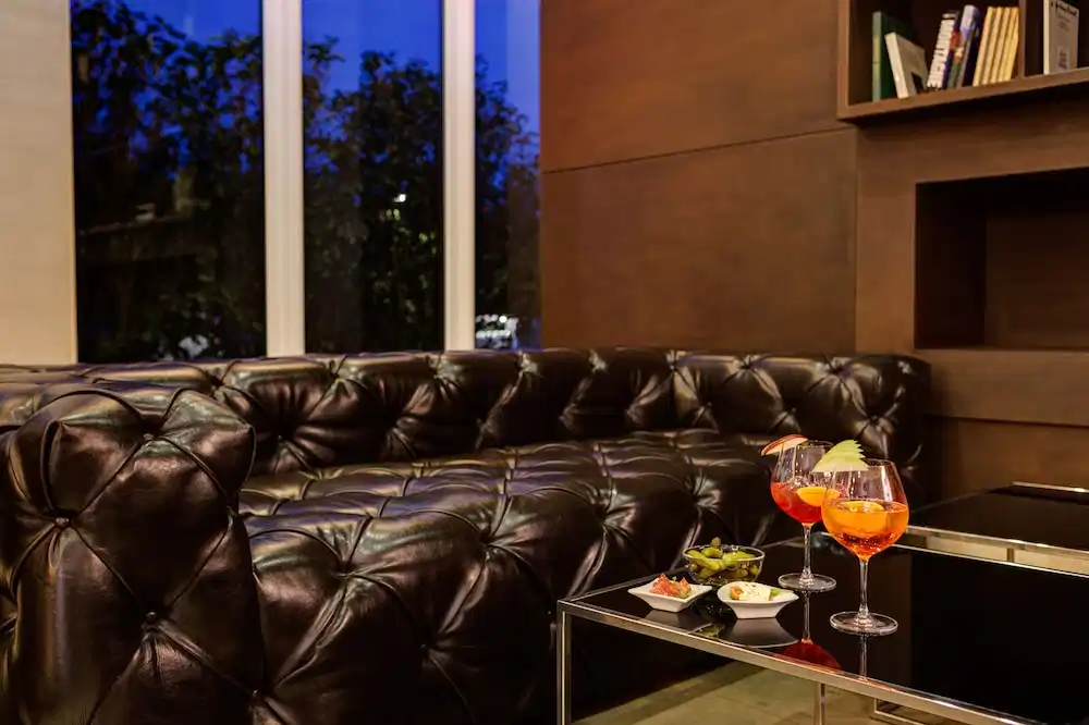 Klima Hotel Milano Fiere — Restaurant & bars in Milan, Lombardy