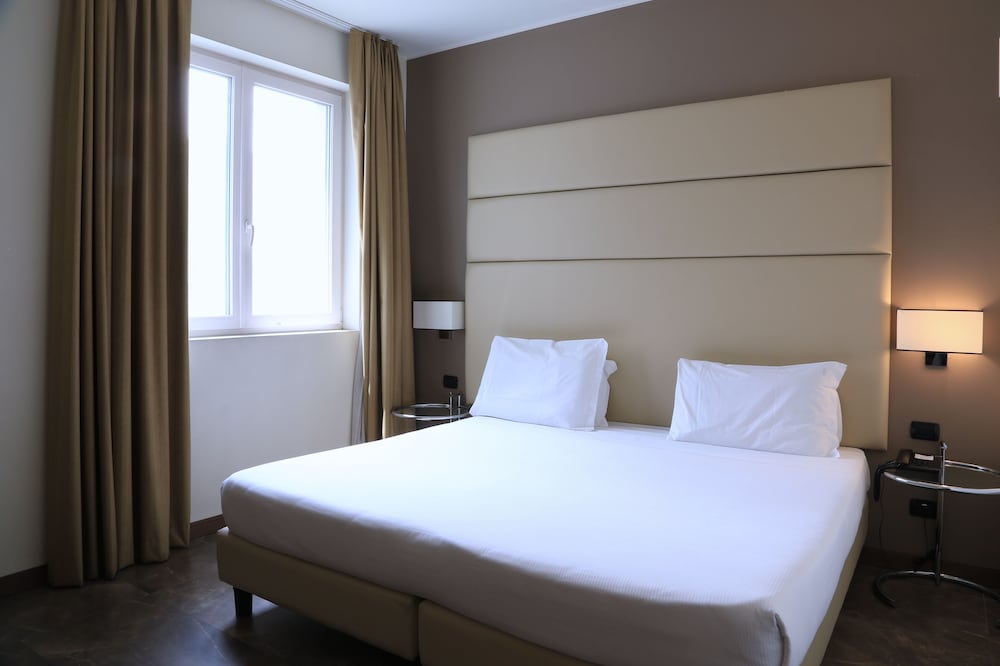 Klima Hotel Milano Fiere — Hotel rooms in Milan, Lombardy