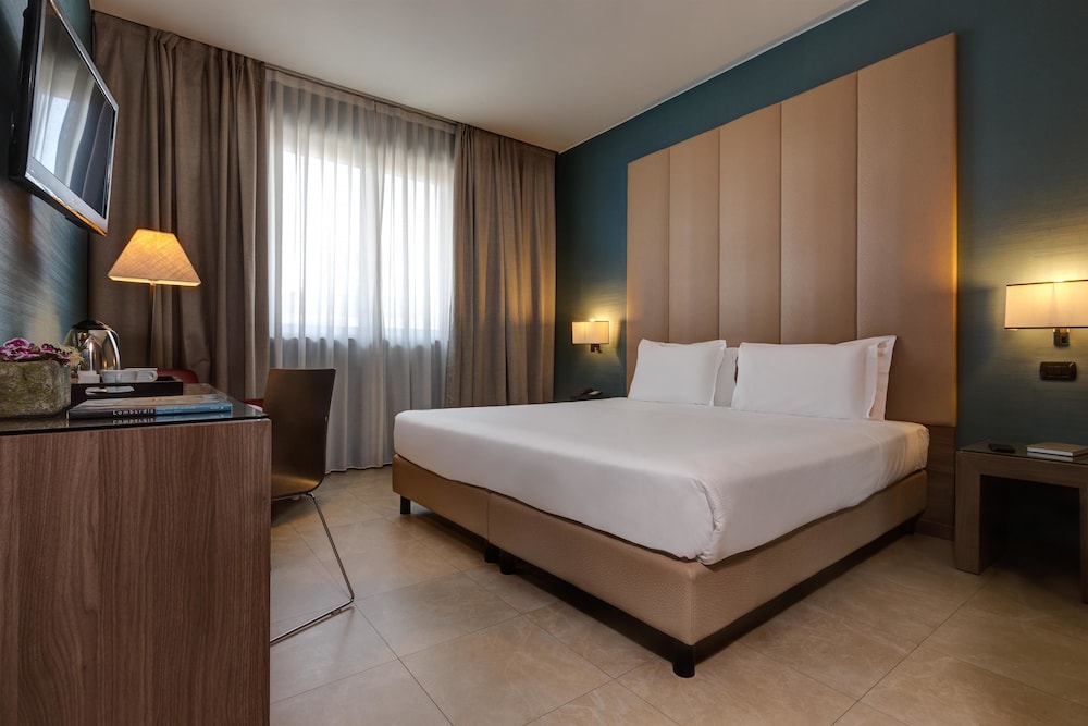 Klima Hotel Milano Fiere — Hotel rooms in Milan, Lombardy
