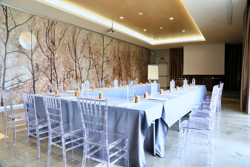 Klima Hotel Milano Fiere — Hotel building in Milan, Lombardy