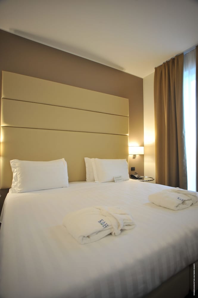 Klima Hotel Milano Fiere — Hotel rooms in Milan, Lombardy