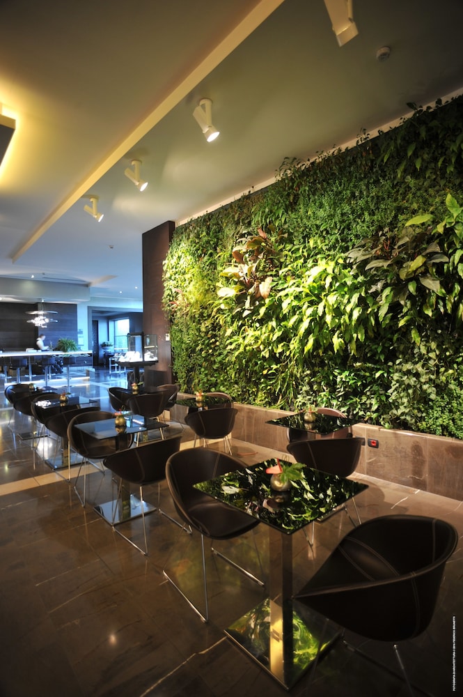 Klima Hotel Milano Fiere — Restaurant & bars in Milan, Lombardy