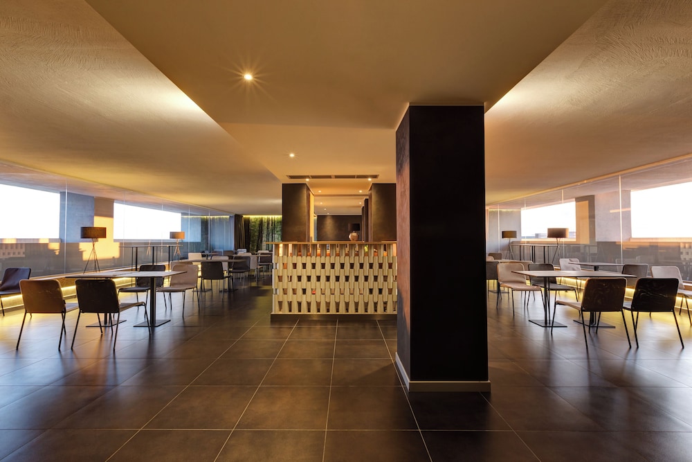 Klima Hotel Milano Fiere — Restaurant & bars in Milan, Lombardy