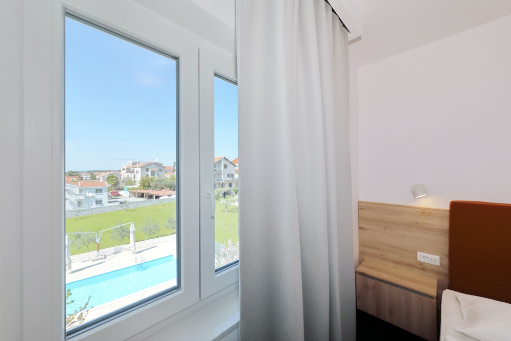 Hotel Mediteran — Hotel rooms in Zadar, Zadar