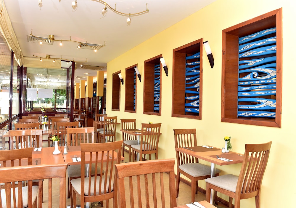 Hotel Malibu — Restaurant & bars in Albena, Dobrich