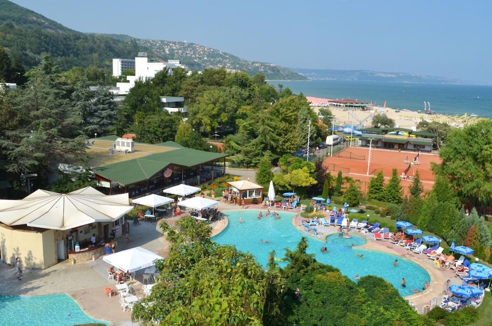 Hotel Malibu — Main photo in Albena, Dobrich
