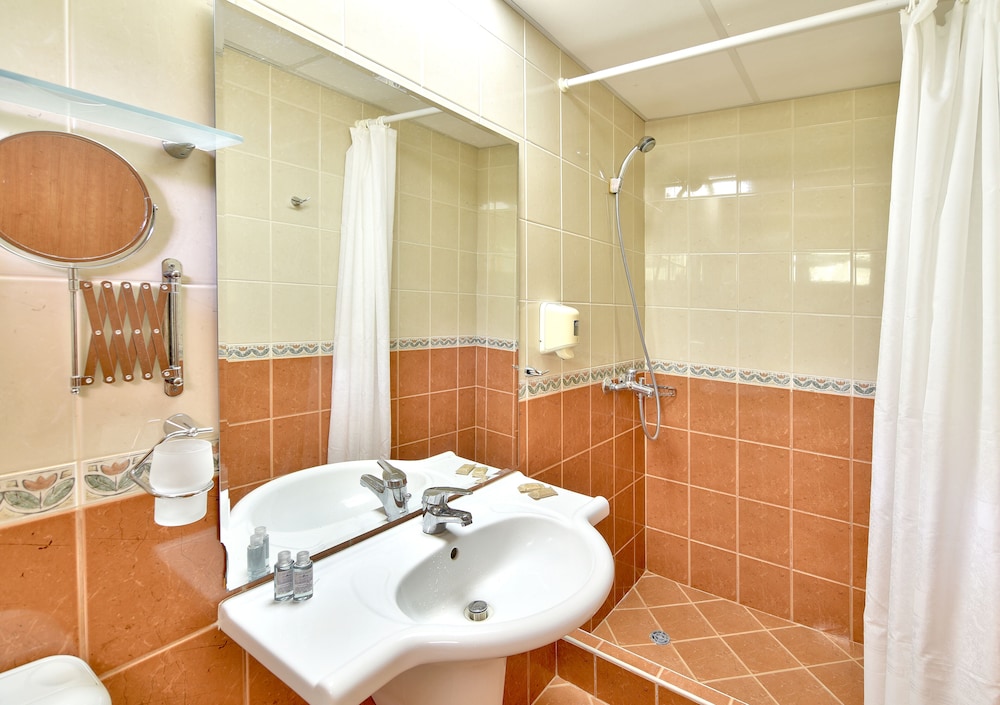 Hotel Malibu — Hotel rooms in Albena, Dobrich