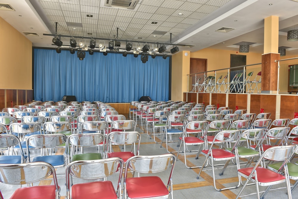 Hotel Malibu — Restaurant & bars in Albena, Dobrich