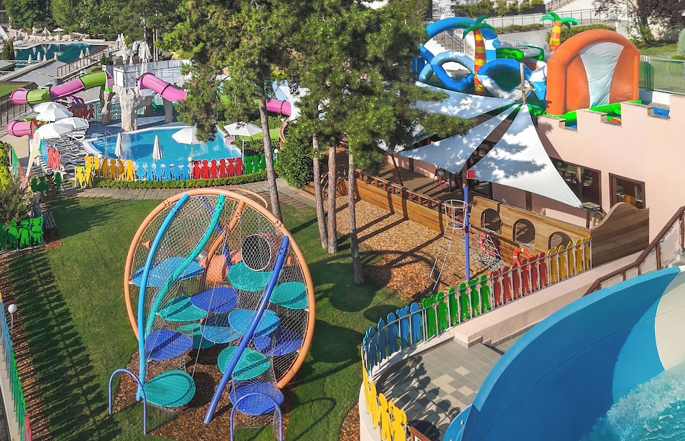 GRIFID AQUA CLUB BOLERO — Attractions for children in Golden Sands, Varna Region