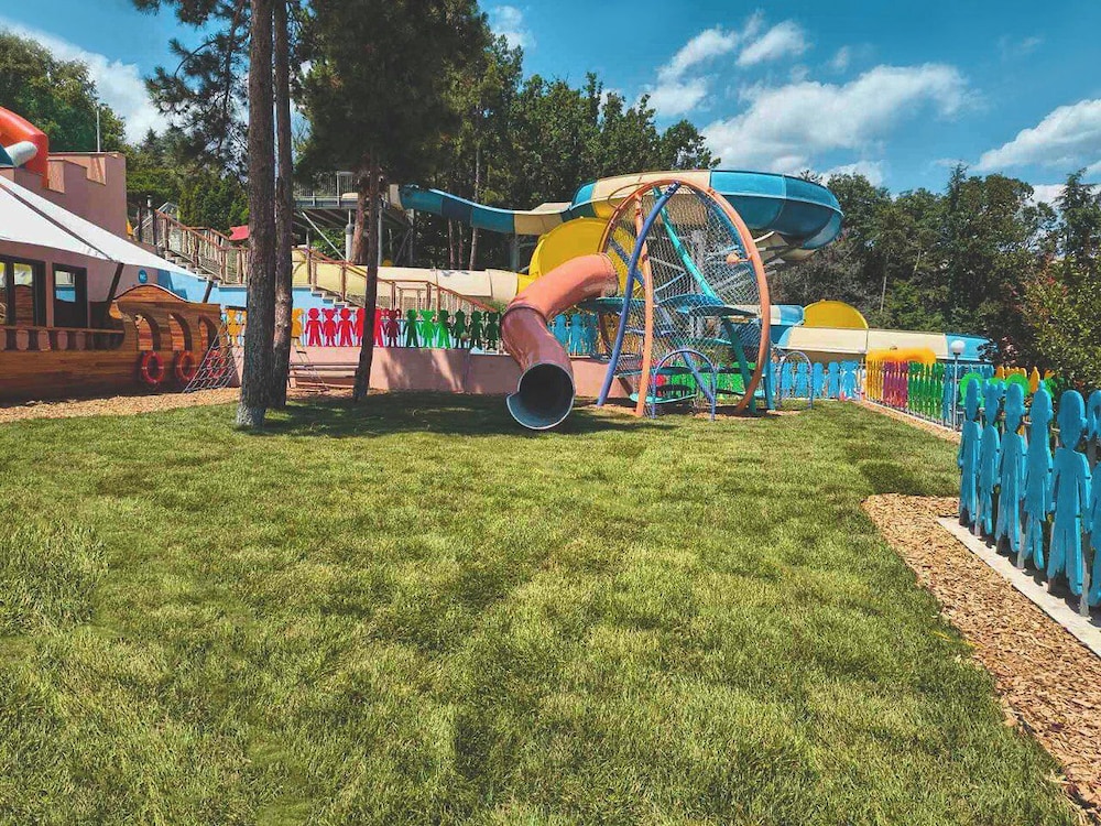 GRIFID AQUA CLUB BOLERO — Attractions for children in Golden Sands, Varna Region