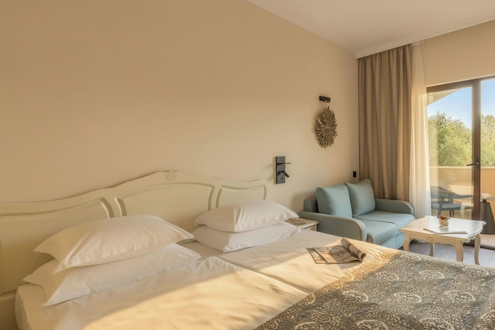 GRIFID AQUA CLUB BOLERO — Hotel rooms in Golden Sands, Varna Region