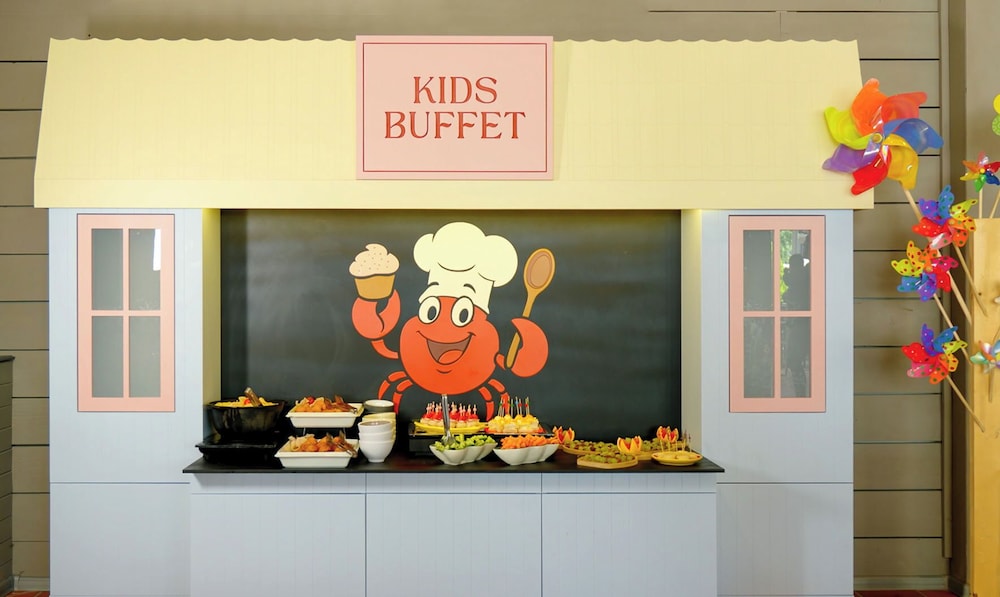 GRIFID AQUA CLUB BOLERO — Attractions for children in Golden Sands, Varna Region