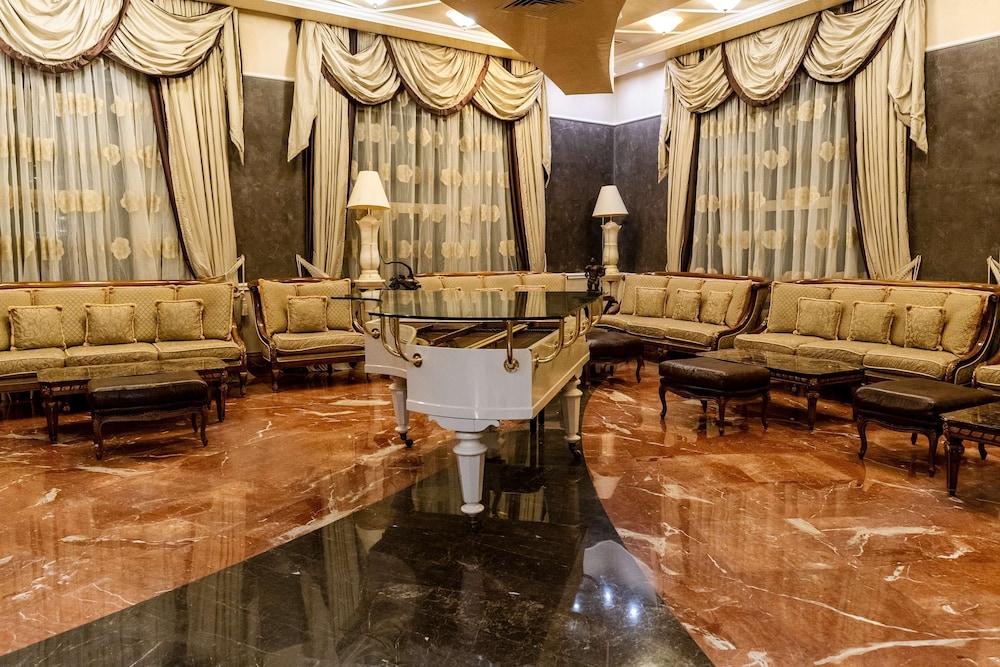 Grand Hotel Pomorie — Hotel rooms in Pomorie, Burgas Region