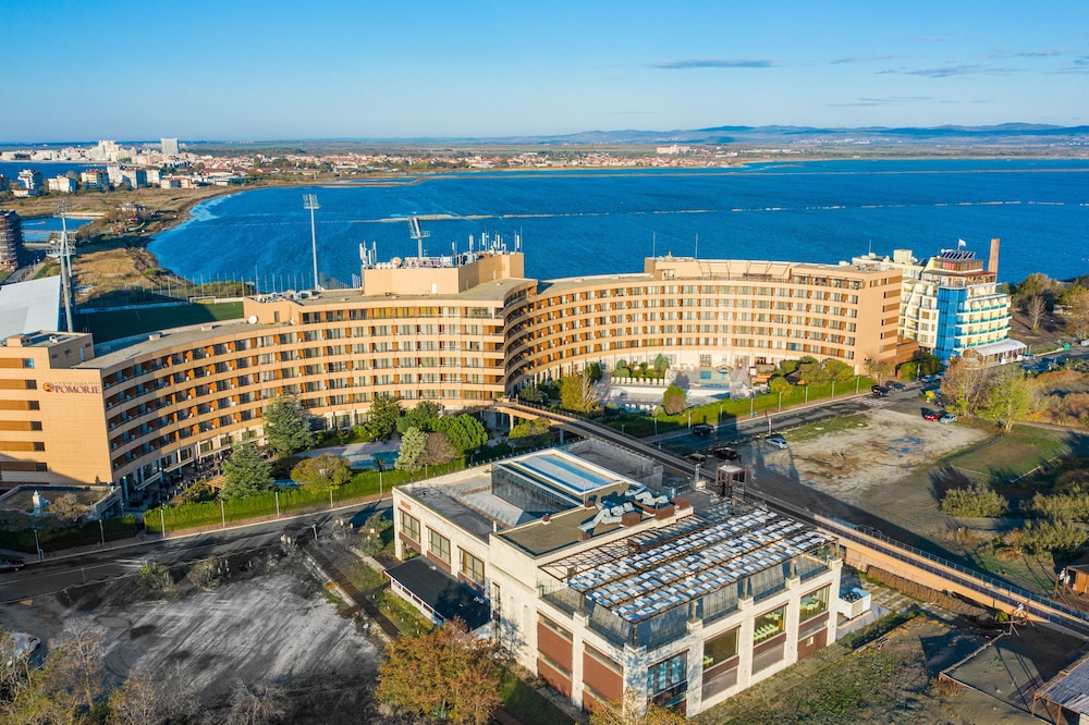 Grand Hotel Pomorie — Hotel building in Pomorie, Burgas Region