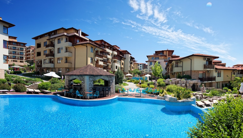 Garden of Eden Complex — Swimming pool in Sveti Vlas, Burgas Region