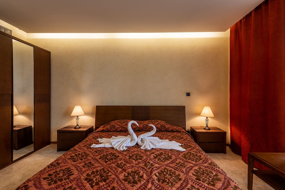 Garden of Eden Complex — Hotel rooms in Sveti Vlas, Burgas Region