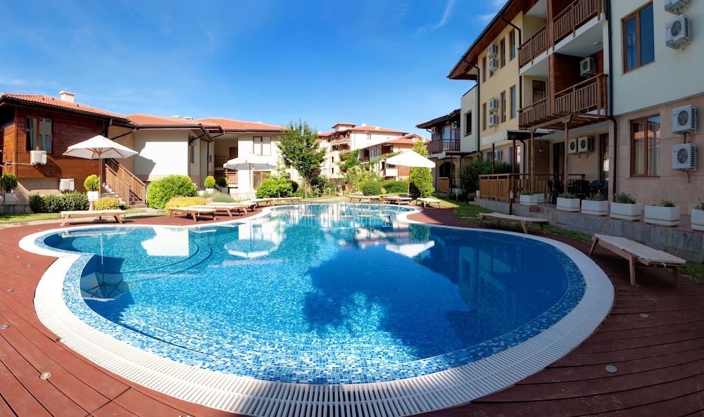 Garden of Eden Complex — Swimming pool in Sveti Vlas, Burgas Region